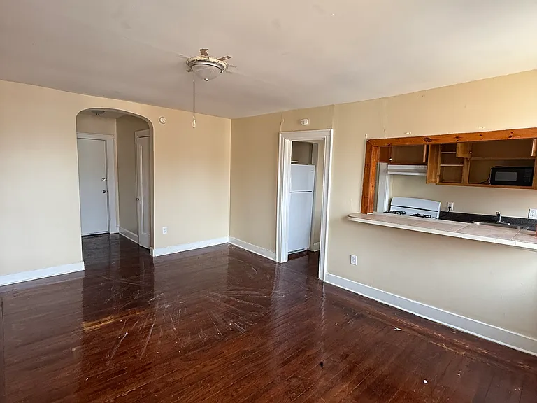 34 Hotchkiss St #C6 — Photo 2