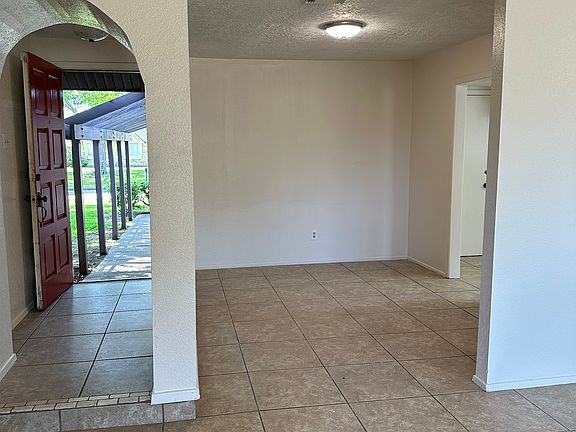 5th image of 17011 Bougainvilla Ln