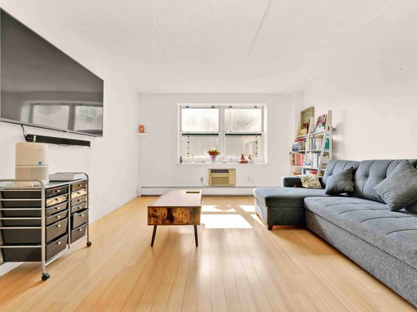 3044 3rd Ave APT 4B