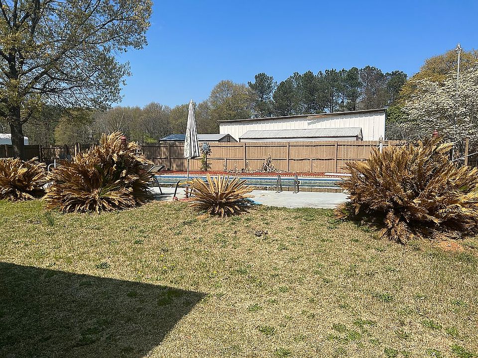 2nd image of 4869 Wrightsboro Rd