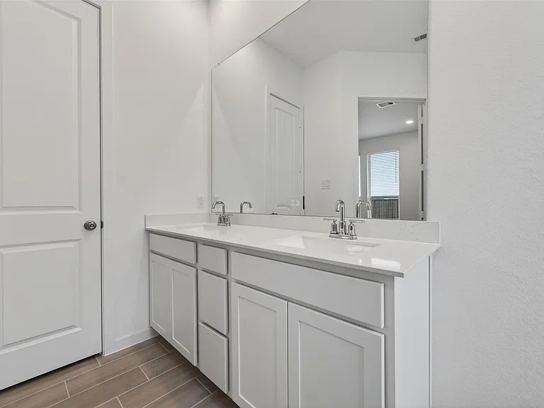 16315 Mesquite Field Dr — Photo 14