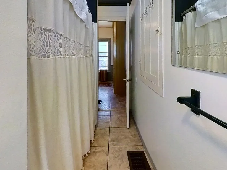 1337 Kenmore Ave #2 — Photo 4