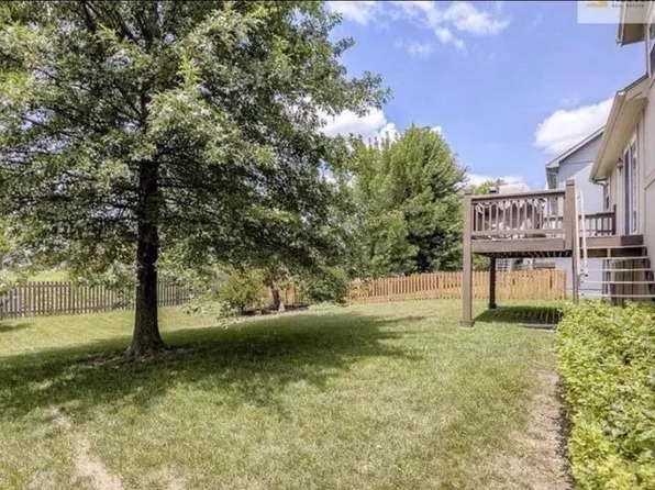 1039 N Marion St, Olathe, KS 66061