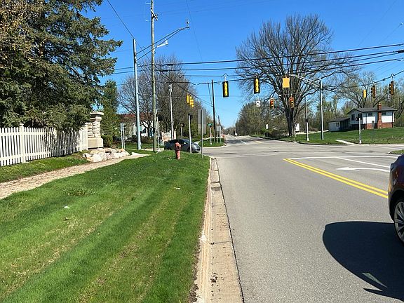 5th image of 1855 Knollwood Dr