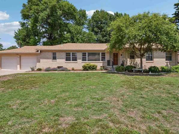 3416 E Skinner St, Wichita, KS 67218