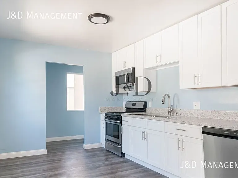 4446-4448 G St #4448 — Photo 1