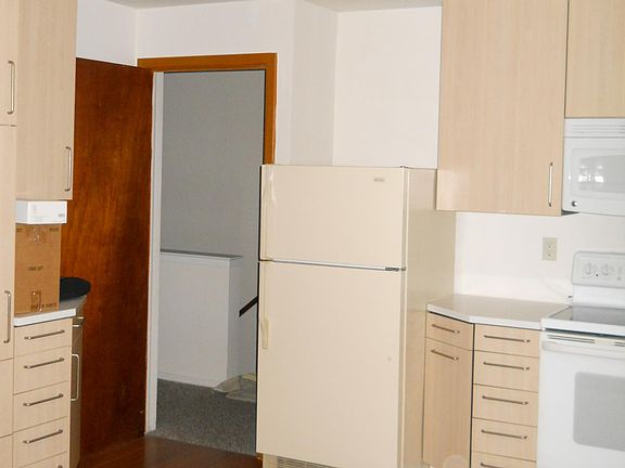 Kitchen 3