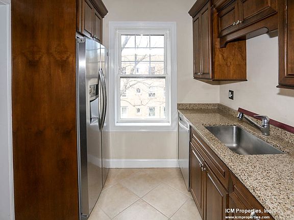 4th image of 4830 N Paulina St #1