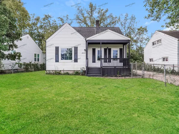 2223 Delavan Dr, Columbus, OH 43219