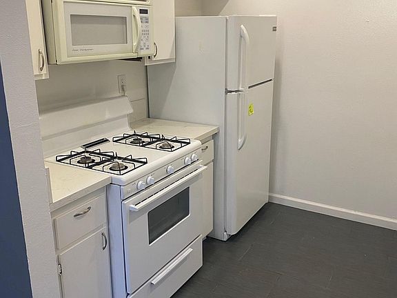 4th image of 11701 Texas Ave APT 312