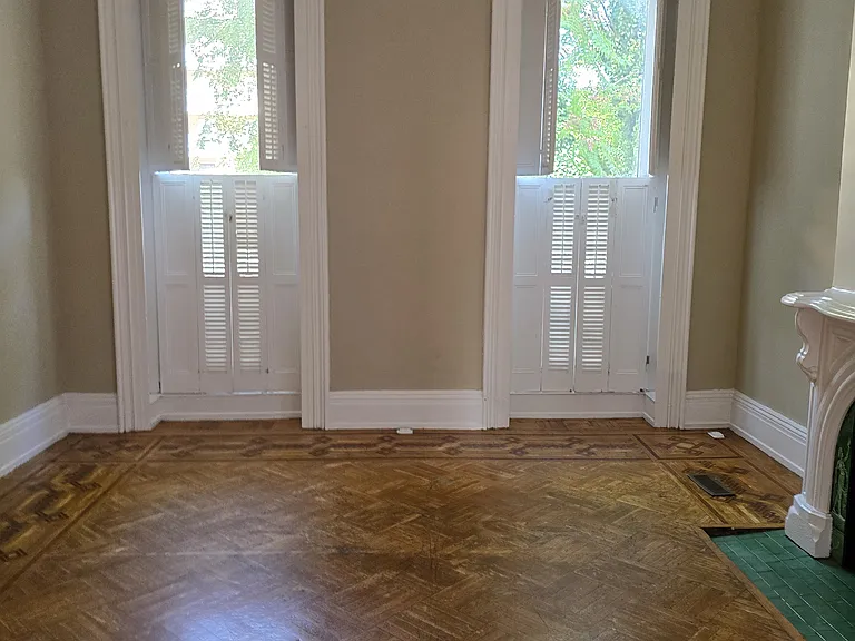 129 S Sycamore St #1 — Photo 8