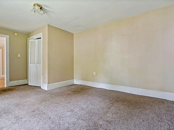 14th image of this home