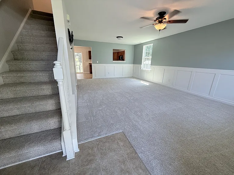 1026 Village Green Ln — Photo 21