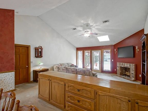 4th image of 14110 Meadow Brook Ln