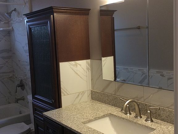 4th image of 1219 Poli St