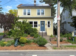 28 Eileen St, Albany, NY 12203