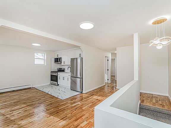 4th image of 22 Housman Ave Floor 2