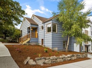 6701 42nd Ave SW, Seattle, WA 98136