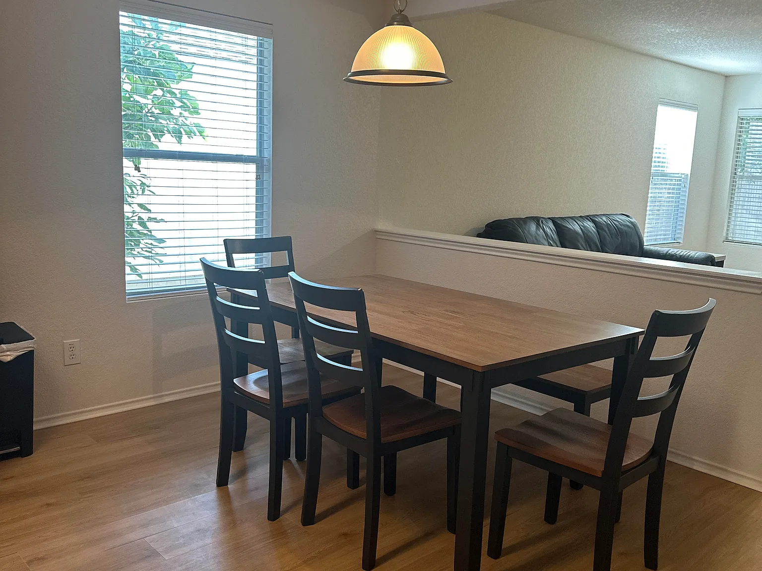 3 bed, 1672 sqft, $1,000 — Photo 4