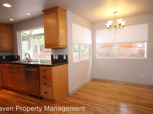 14144 113th Ave NE, Kirkland, WA 98034