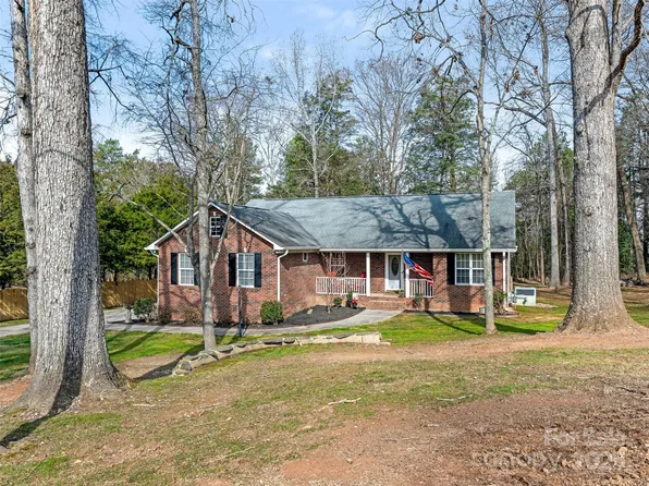 5904 Bryant Ln, Waxhaw, NC 28173