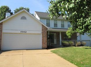 1062 Columbard Dr, Ballwin, MO 63021