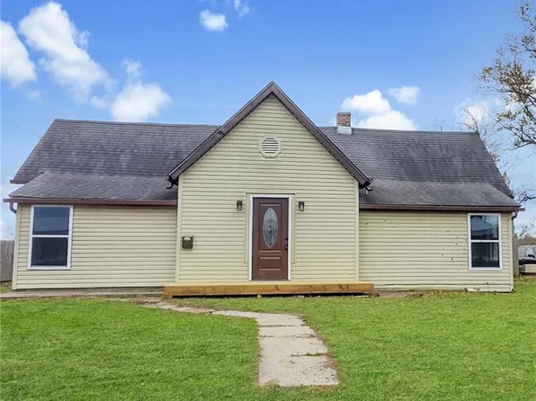 2309 Washington St, Lexington, MO 64067