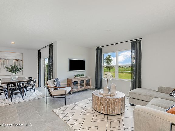 5th image of 3447 Aberdeen Dr SE
