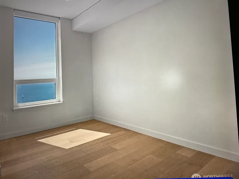 121 Stewart St #1707 — Photo 8