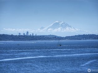 21910 President Point Rd NE, Kingston, WA 98346