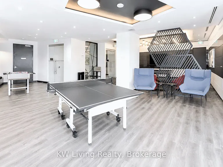 159 Wellesley St E #3309 — Photo 13
