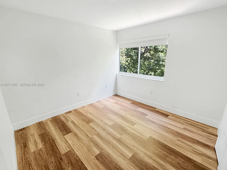 8035 Lake Dr #205 — Photo 6