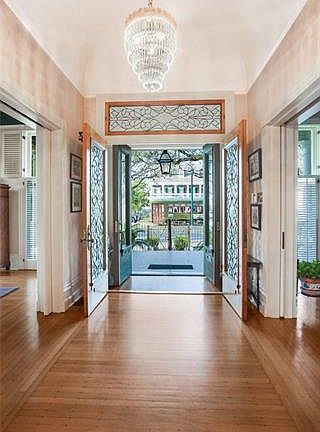 3rd image of 4036 Saint Charles Ave