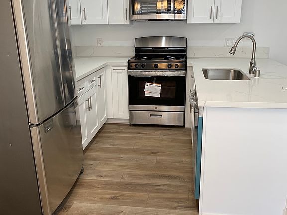 3rd image of 1442 S Wooster St APT 1
