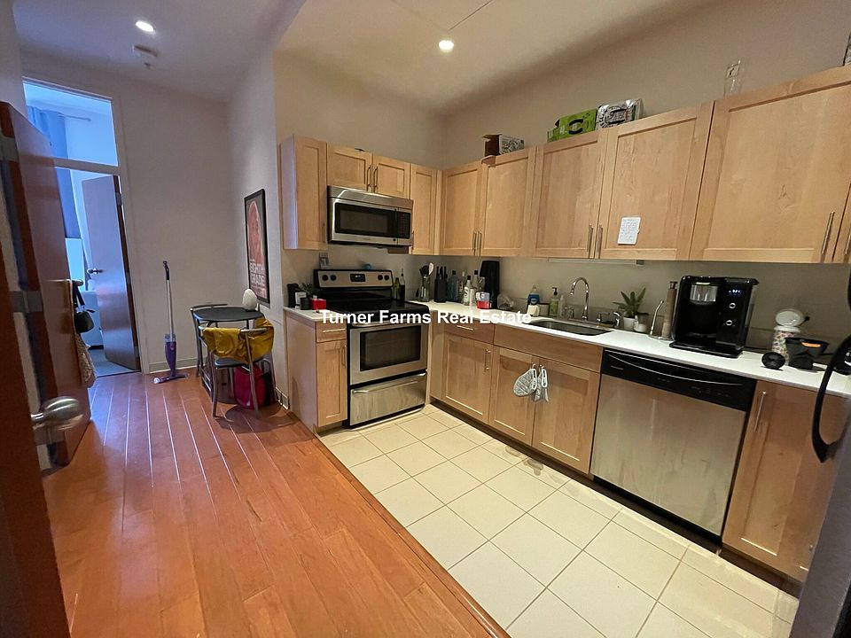 1st image of 407 Washington St Unit 503A