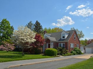 208 Rodman Rd, Wilmington, DE 19809