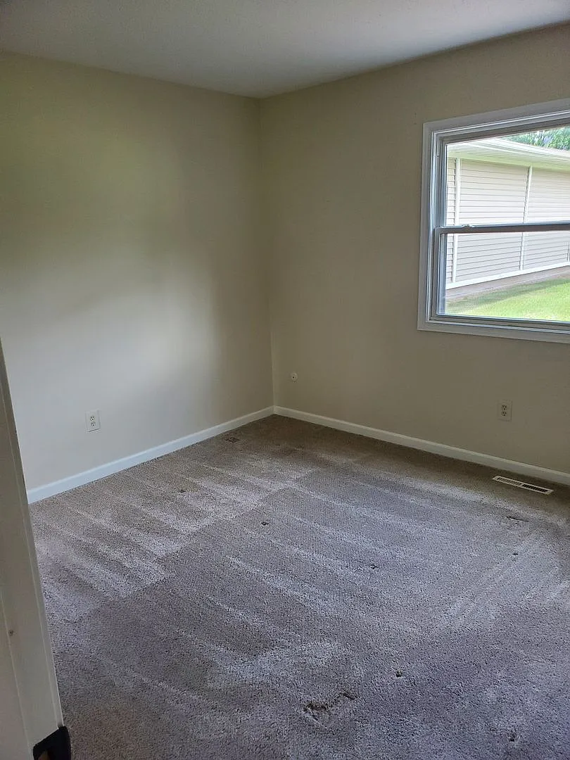 63 - 3470 Winston Dr — Photo 4