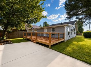 1123 N Greenwich Ave, Russellville, AR 72801
