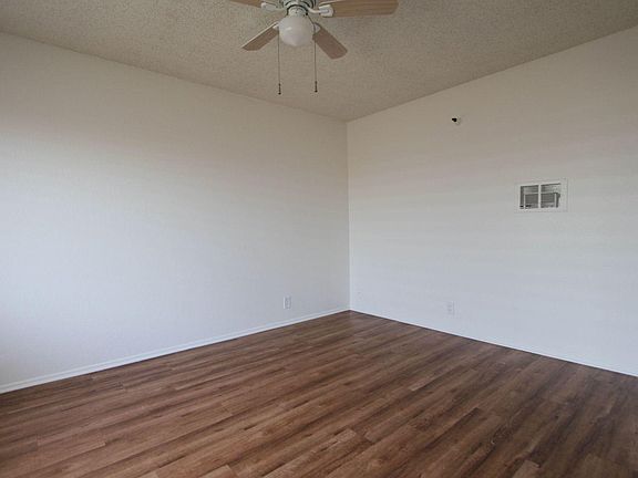 5th image of 13707 Yukon Ave APT 14