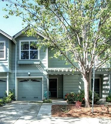 1st image of 428 Baywood Ct