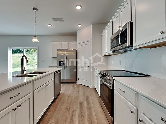 3rd image of 204 Gershon Way