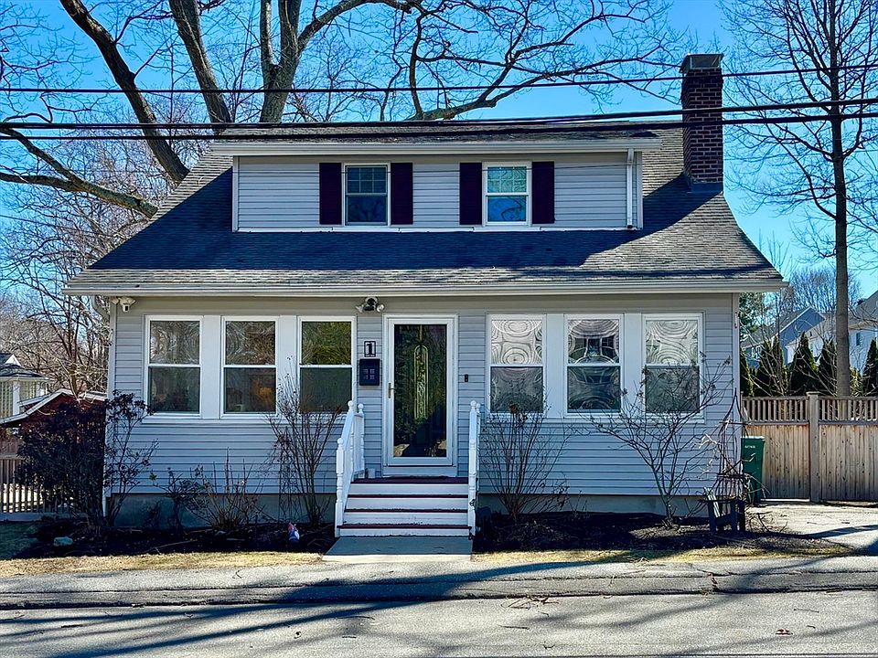 1st image of 1 Linden St