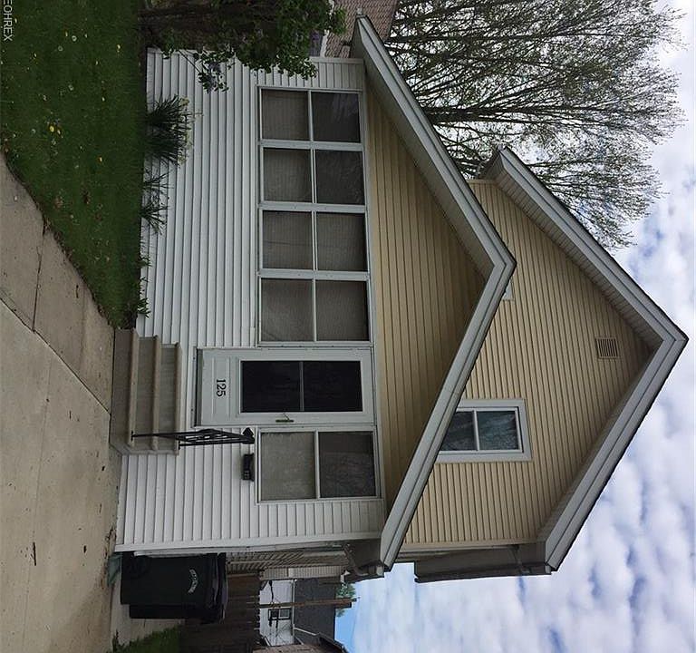 1st image of 125 Spruce St