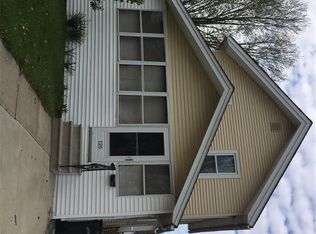 125 Spruce St, Elyria, OH 44035