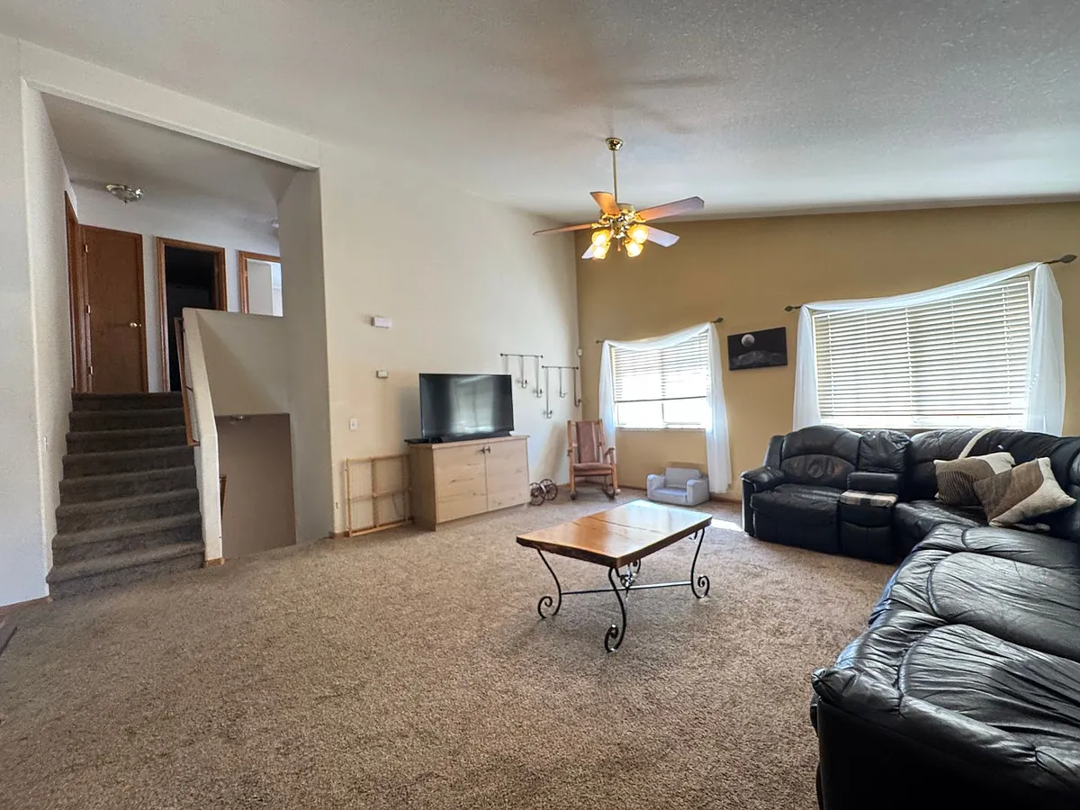 Building Photo - 4238 Rockvale Dr