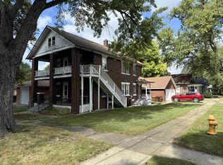 144 Broadway, Rockford, IL 61104