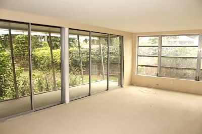 5th image of 912 Leona Dr