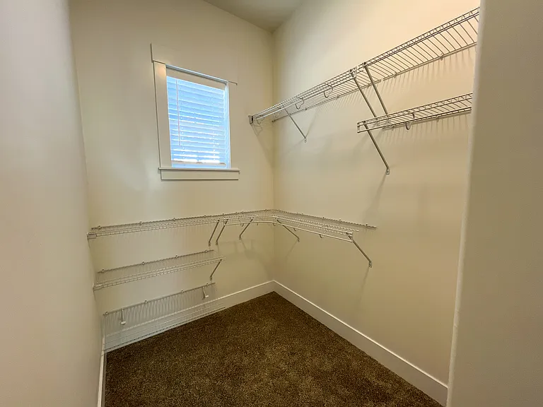 1316 W Dairy Farm Ln — Photo 16