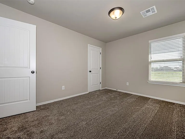 4525 Black Mesa Ln — Photo 18