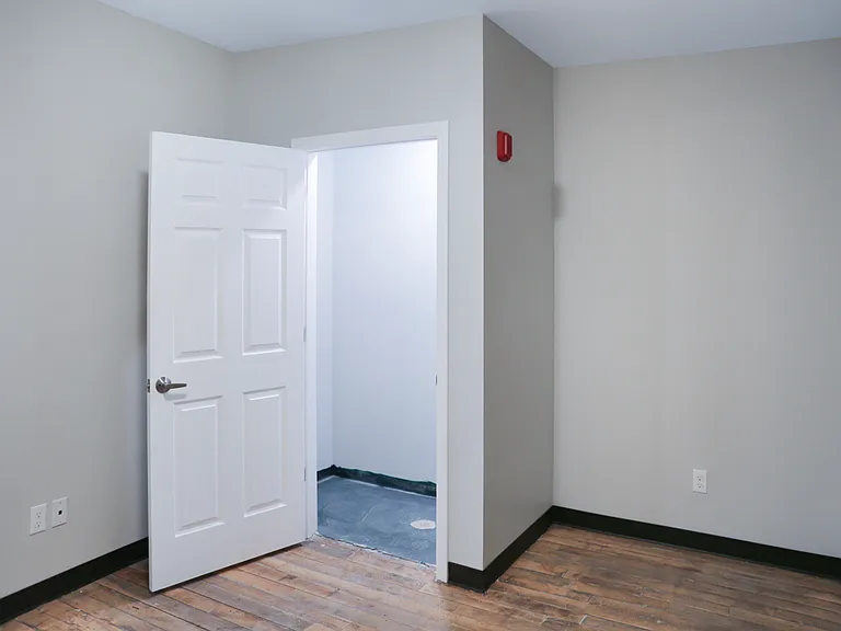 43 Railroad St #204 — Photo 5